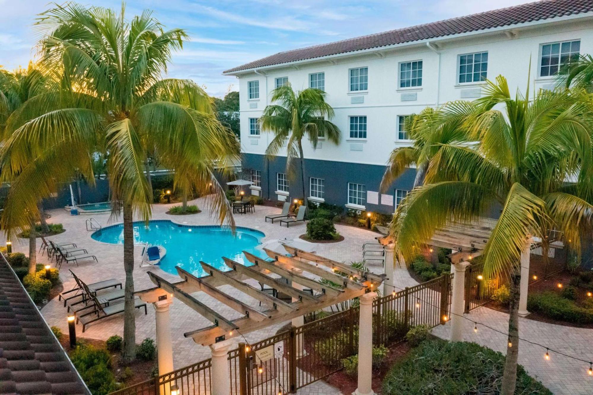 Hilton Garden Inn At Pga Village/Port St. Lucie Екстериор снимка